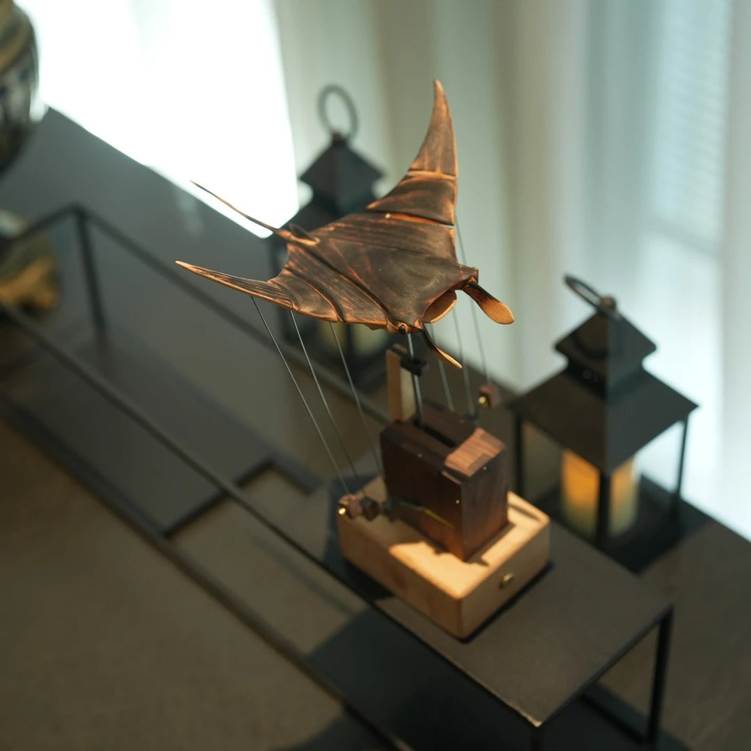 Wooden Manta